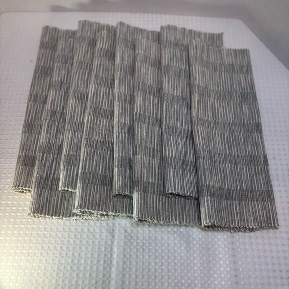 RACHEL Rachel Roy Silver Metallic Placemats Set of 8 - Picture 5 of 5